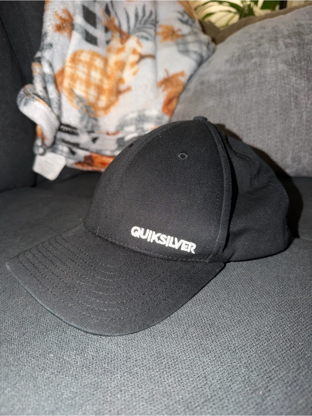 Quicksilver OSFM unisex snap back hat